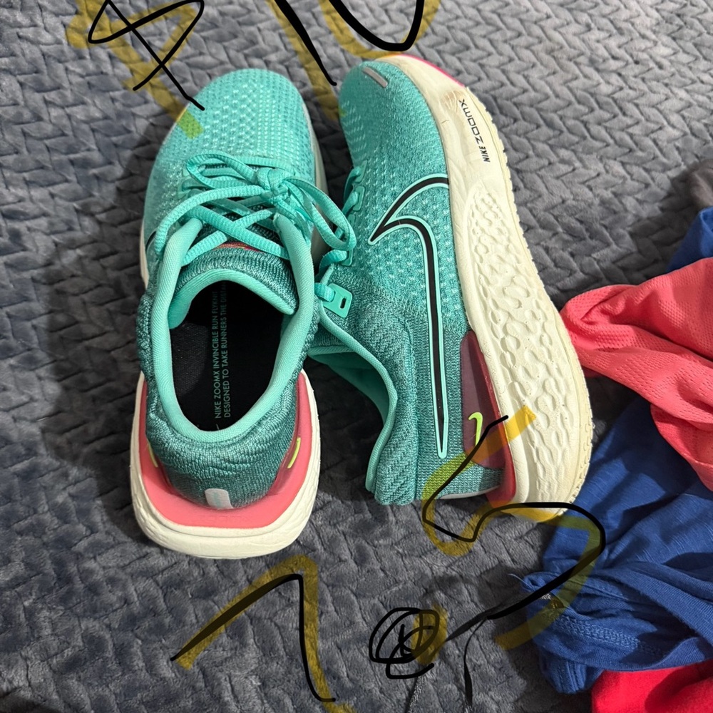 Nike Turquoise Running Shoes